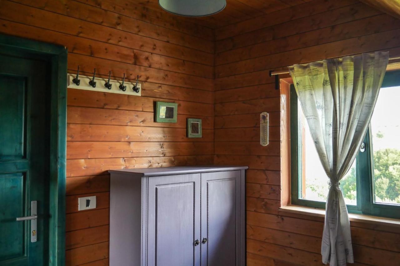 Rose Hip Hill Farm Bed & Breakfast Valea Tirnei Luaran gambar