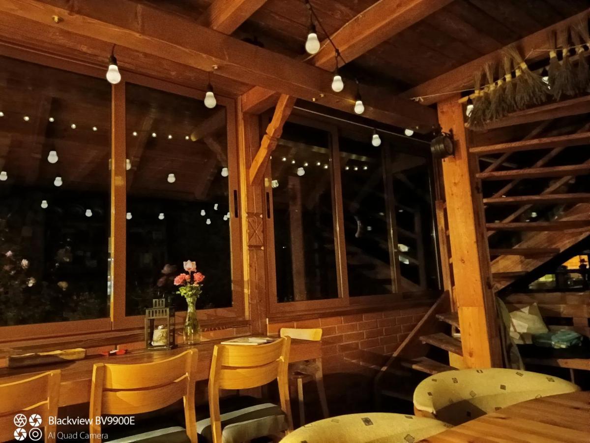 Rose Hip Hill Farm Bed & Breakfast Valea Tirnei Luaran gambar