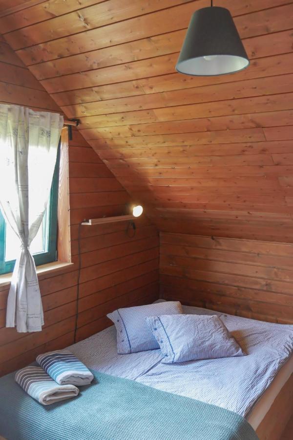 Rose Hip Hill Farm Bed & Breakfast Valea Tirnei Luaran gambar