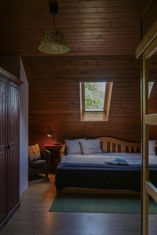 Rose Hip Hill Farm Bed & Breakfast Valea Tirnei Luaran gambar