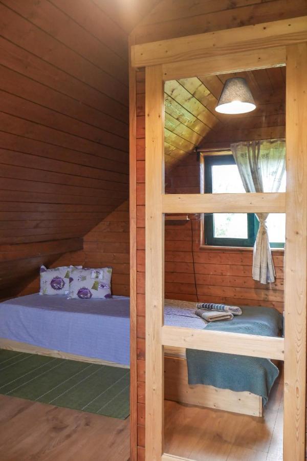 Rose Hip Hill Farm Bed & Breakfast Valea Tirnei Luaran gambar